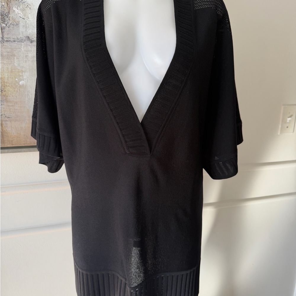 Misook exclusively woman’s V-Neck Knit Top black sz M L
